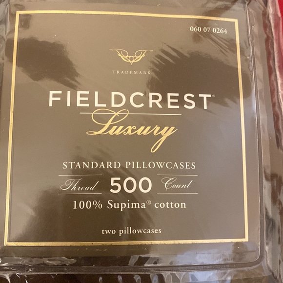 🆕 NWOT! Fieldcrest Luxury Standard Pillowcases Set of 2. 500 Thread Count - Picture 2 of 6